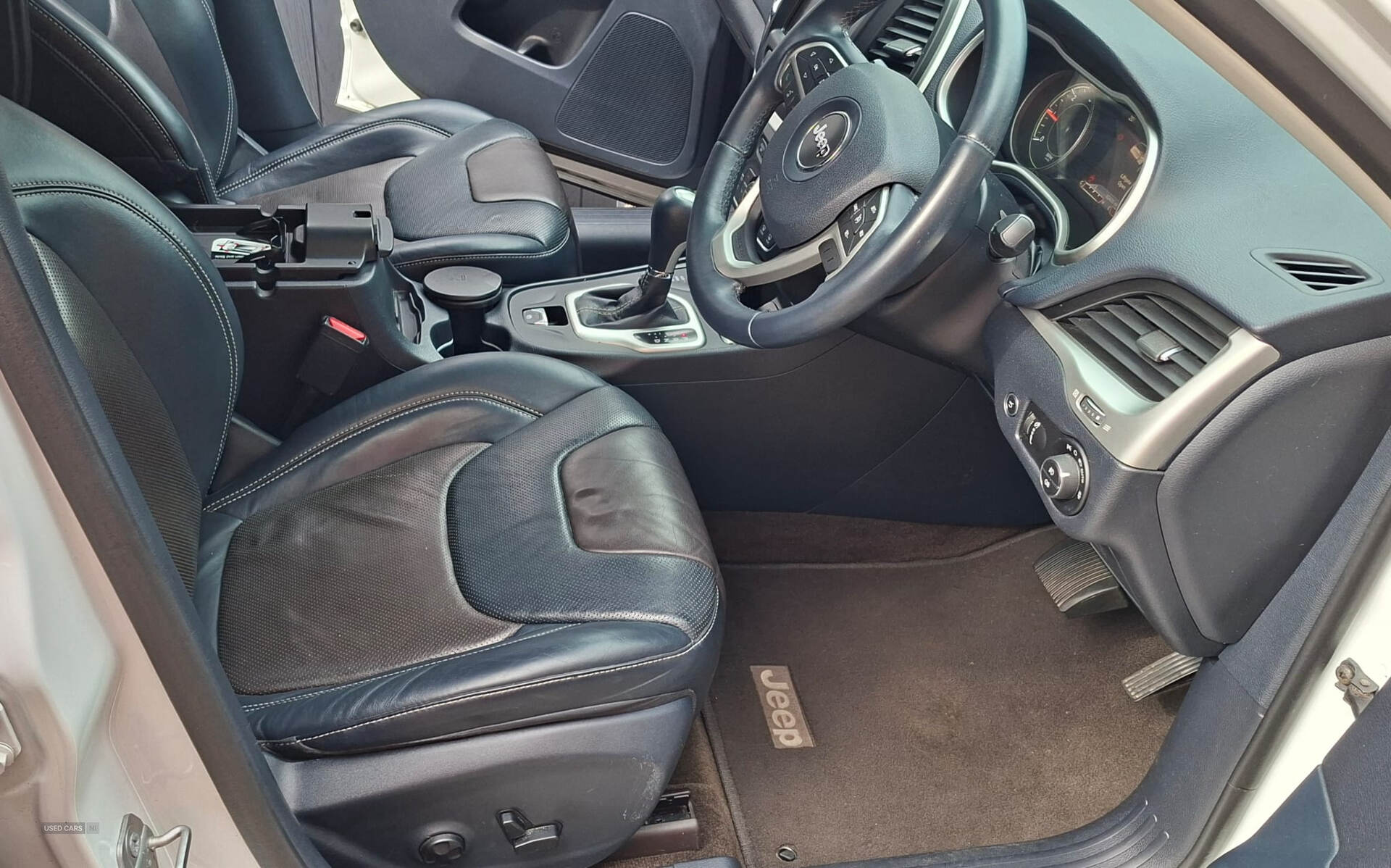Feb 2016 Jeep Cherokee 2.2 Multijet 200 Limited 5dr Auto