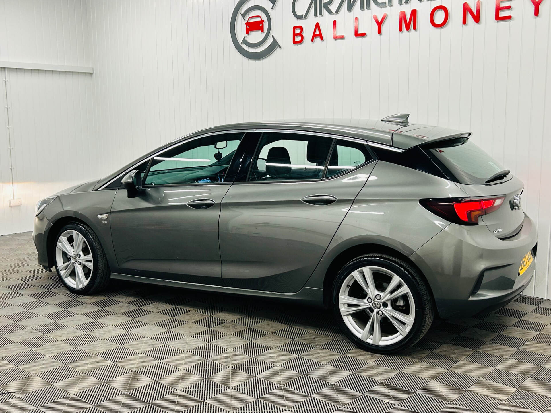 Oct 2017 Vauxhall Astra 1.6 CDTi 16V SRi Vx-line Nav 5dr