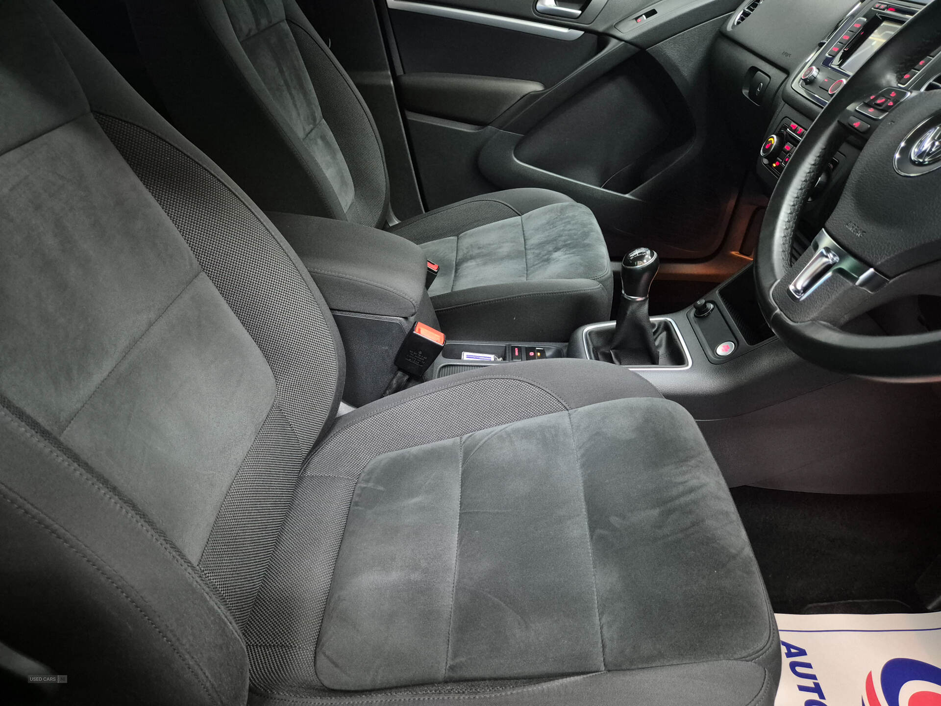 Mar 2015 Volkswagen Tiguan 2.0 TDi BlueMotion Tech Match 5dr [2WD]