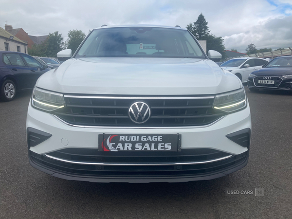 Volkswagen Tiguan ESTATE in Antrim