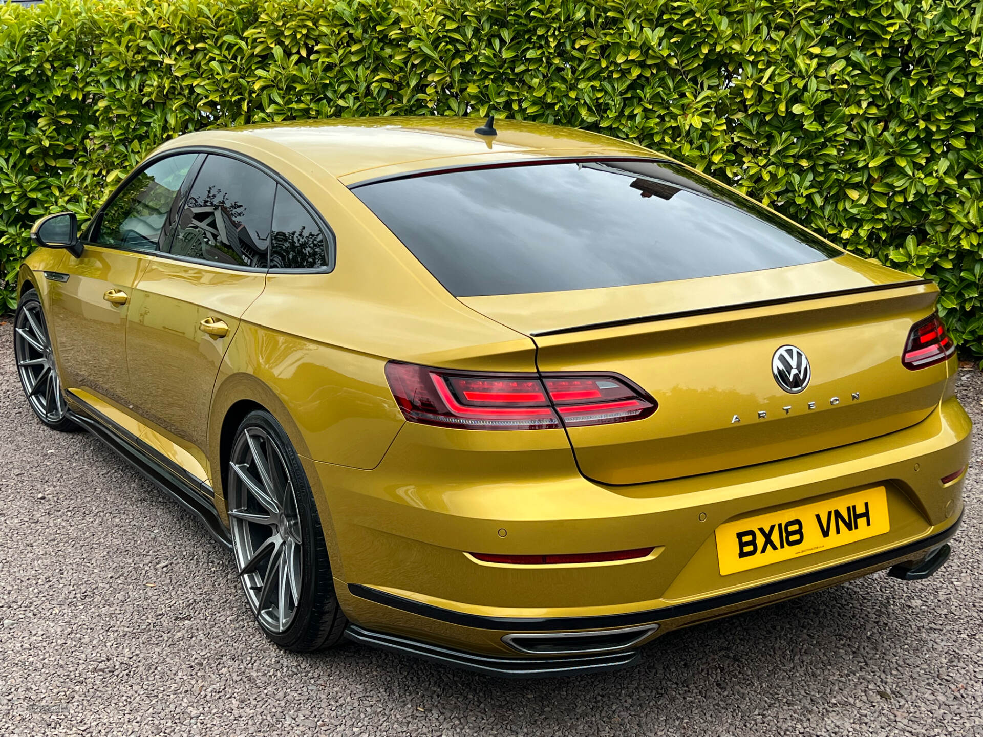 May 2018 Volkswagen Arteon 2.0 TDI R-Line 5dr