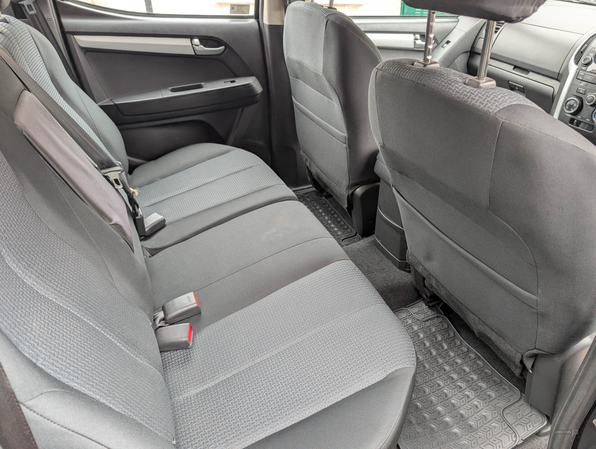 Oct 2017 Isuzu D-Max 2.5TD Yukon Double Cab 4x4