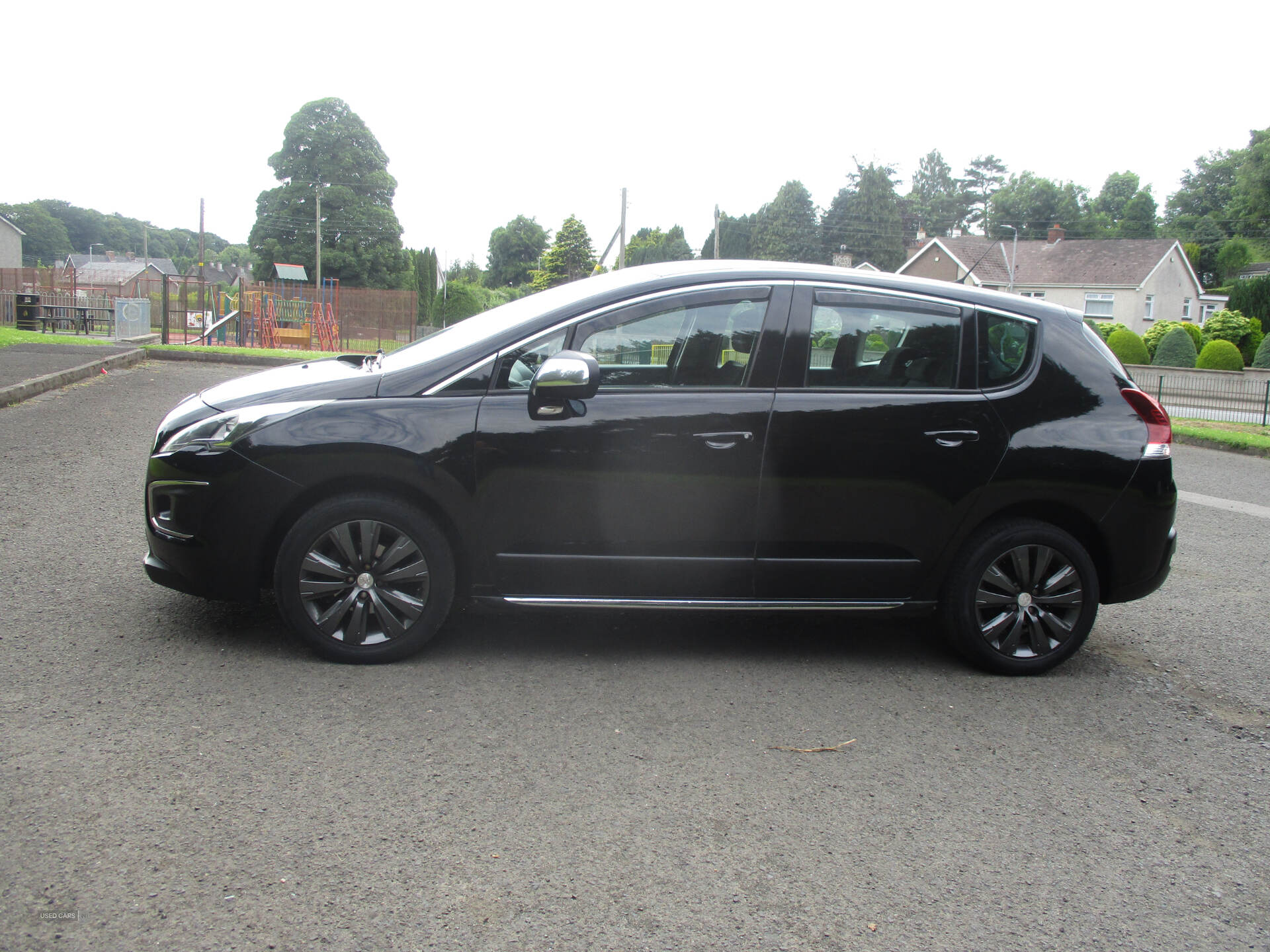 Peugeot 3008 DIESEL ESTATE in Derry / Londonderry
