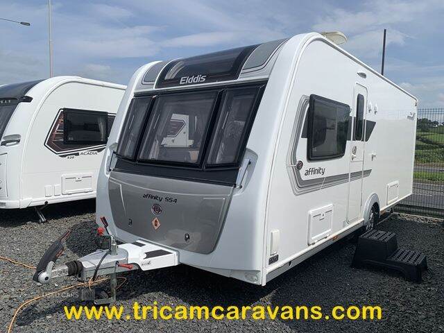 2017 Elddis Affinity 554/4, Transverse Island Bed