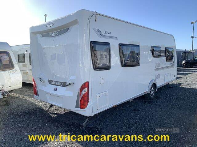 2017 Elddis Affinity 554/4, Transverse Island Bed