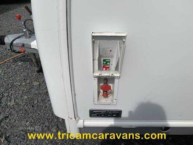 2017 Elddis Affinity 554/4, Transverse Island Bed