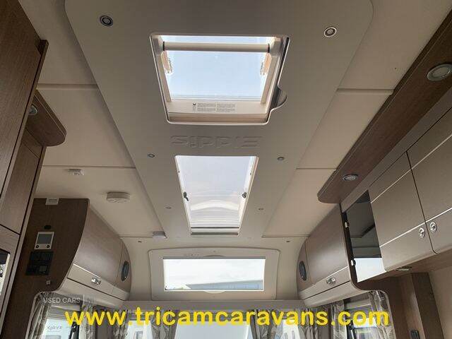 2017 Elddis Affinity 554/4, Transverse Island Bed