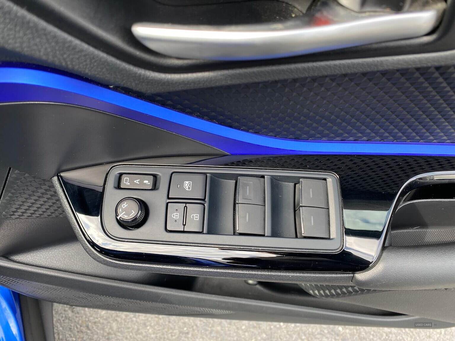 Mar 2021 Toyota C-HR 1.8 Hybrid Dynamic 5Dr Cvt