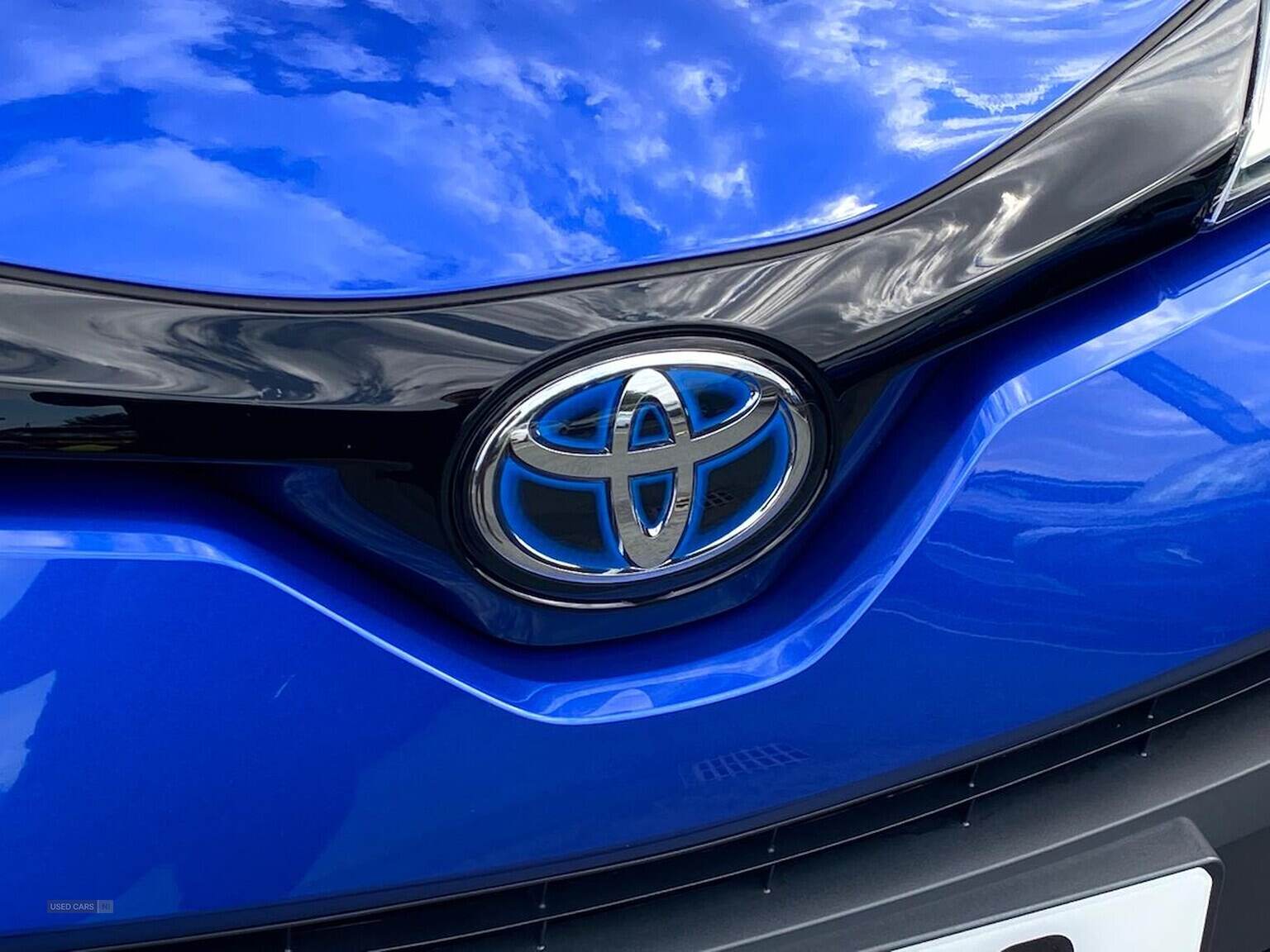 Mar 2021 Toyota C-HR 1.8 Hybrid Dynamic 5Dr Cvt