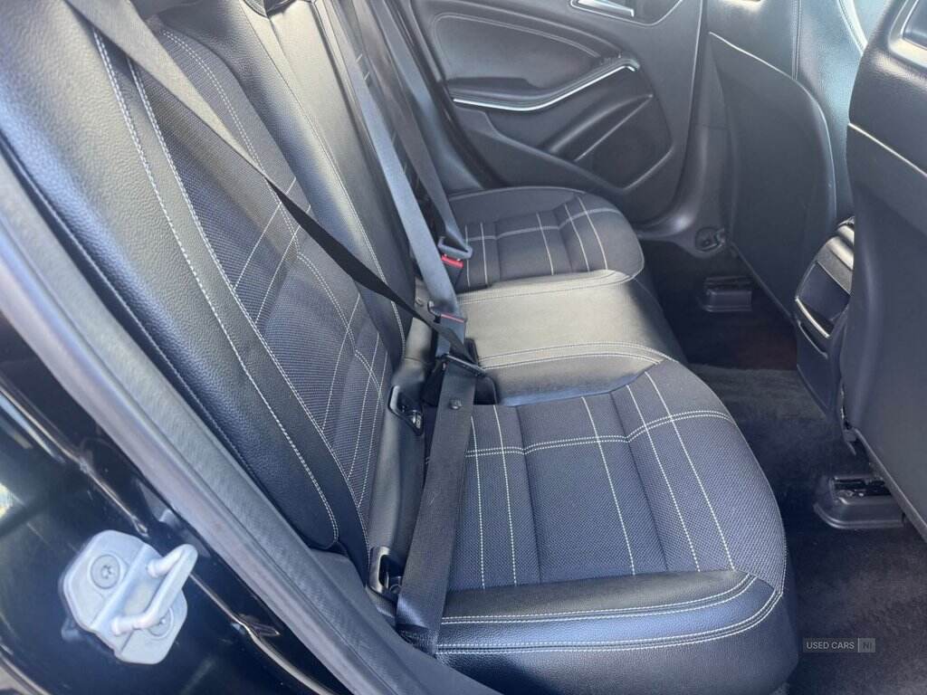 Apr 2013 Mercedes-Benz A-Class A180 CDI BlueEFFICIENCY Sport 5dr