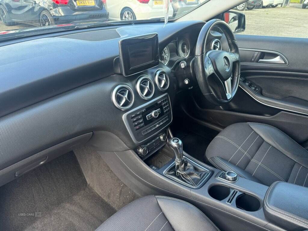 Apr 2013 Mercedes-Benz A-Class A180 CDI BlueEFFICIENCY Sport 5dr
