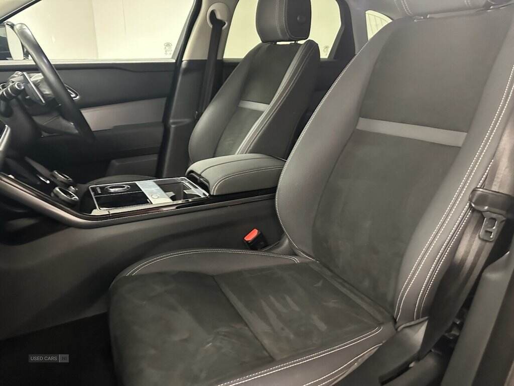 Sep 2020 Land Rover Range Rover Velar 2.0 D180 R-Dynamic 5dr Auto