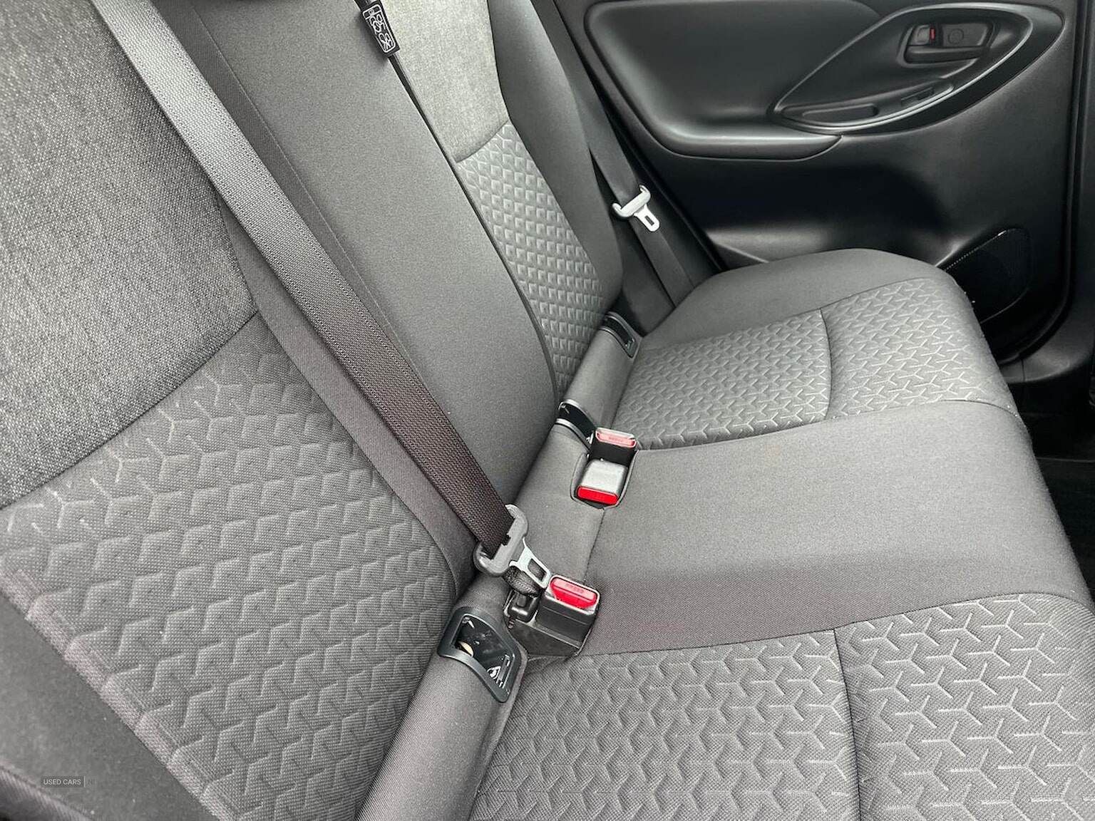 Dec 2022 Toyota Yaris Cross 1.5 Hybrid Icon 5Dr Cvt