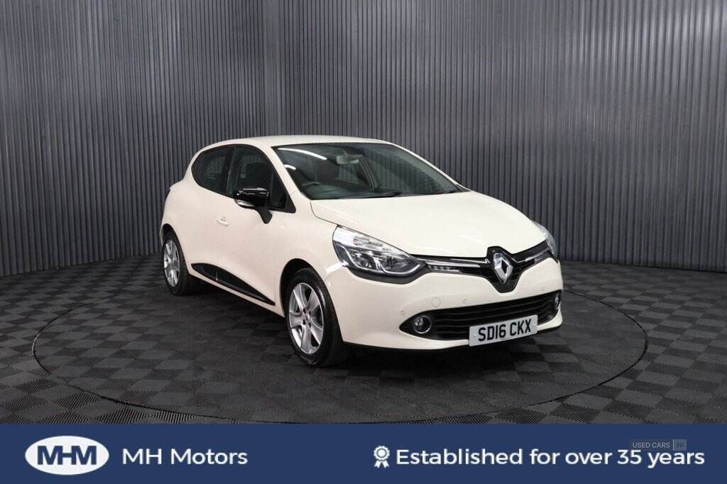 Mar 2016 Renault Clio 1.2 16V Dynamique Nav 5dr