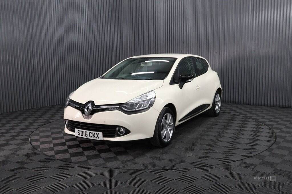 Mar 2016 Renault Clio 1.2 16V Dynamique Nav 5dr