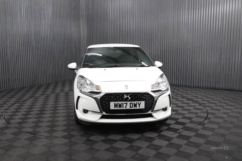 Aug 2017 DS AUTOMOBILES 1.6 BlueHDi Elegance 3dr