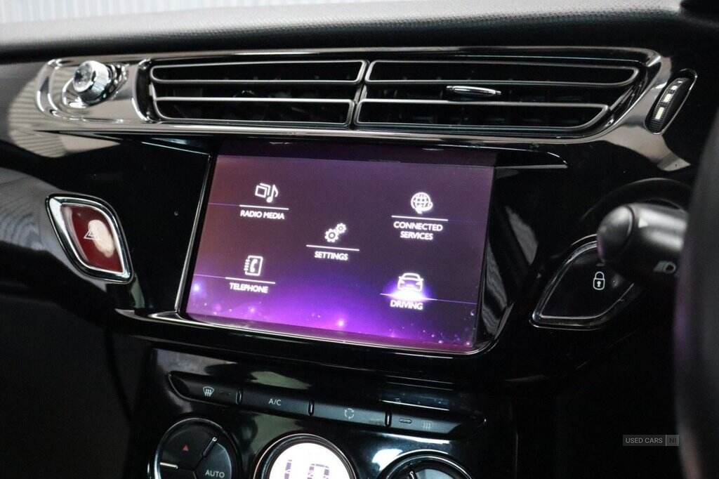 Aug 2017 DS AUTOMOBILES 1.6 BlueHDi Elegance 3dr