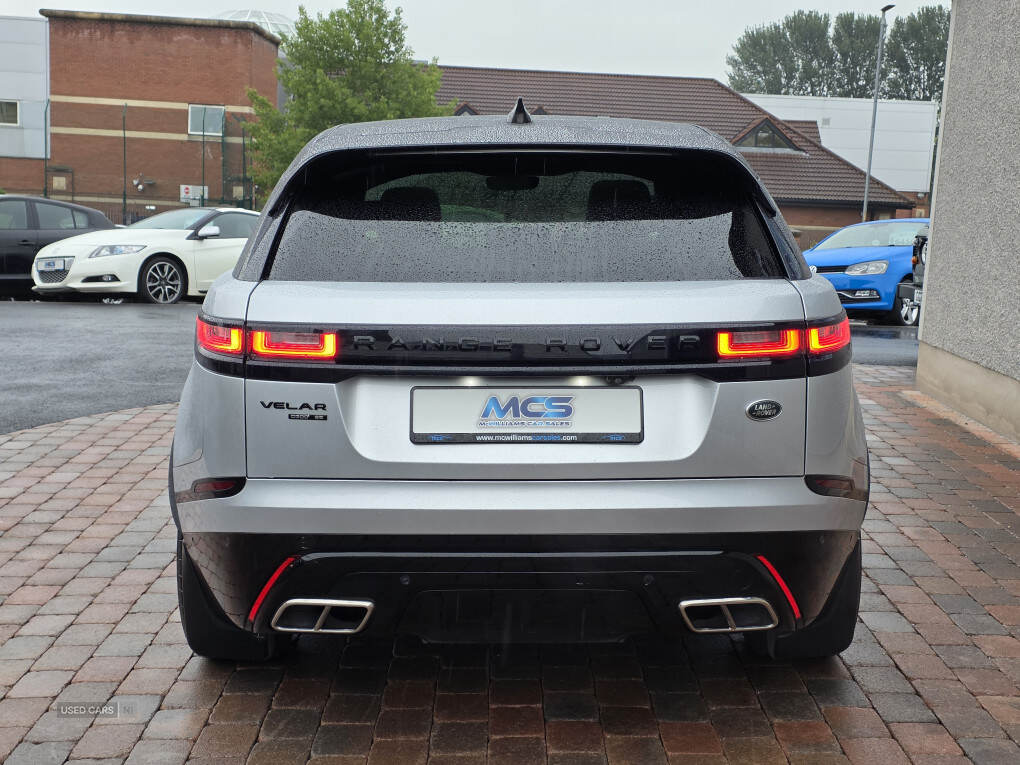 Jan 2018 Land Rover Range Rover Velar 3.0 D300 R-Dynamic SE 5dr Auto