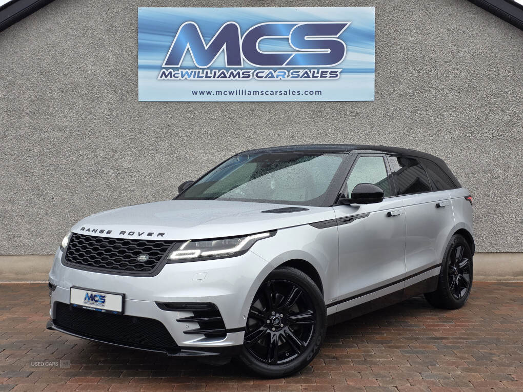 Jan 2018 Land Rover Range Rover Velar 3.0 D300 R-Dynamic SE 5dr Auto