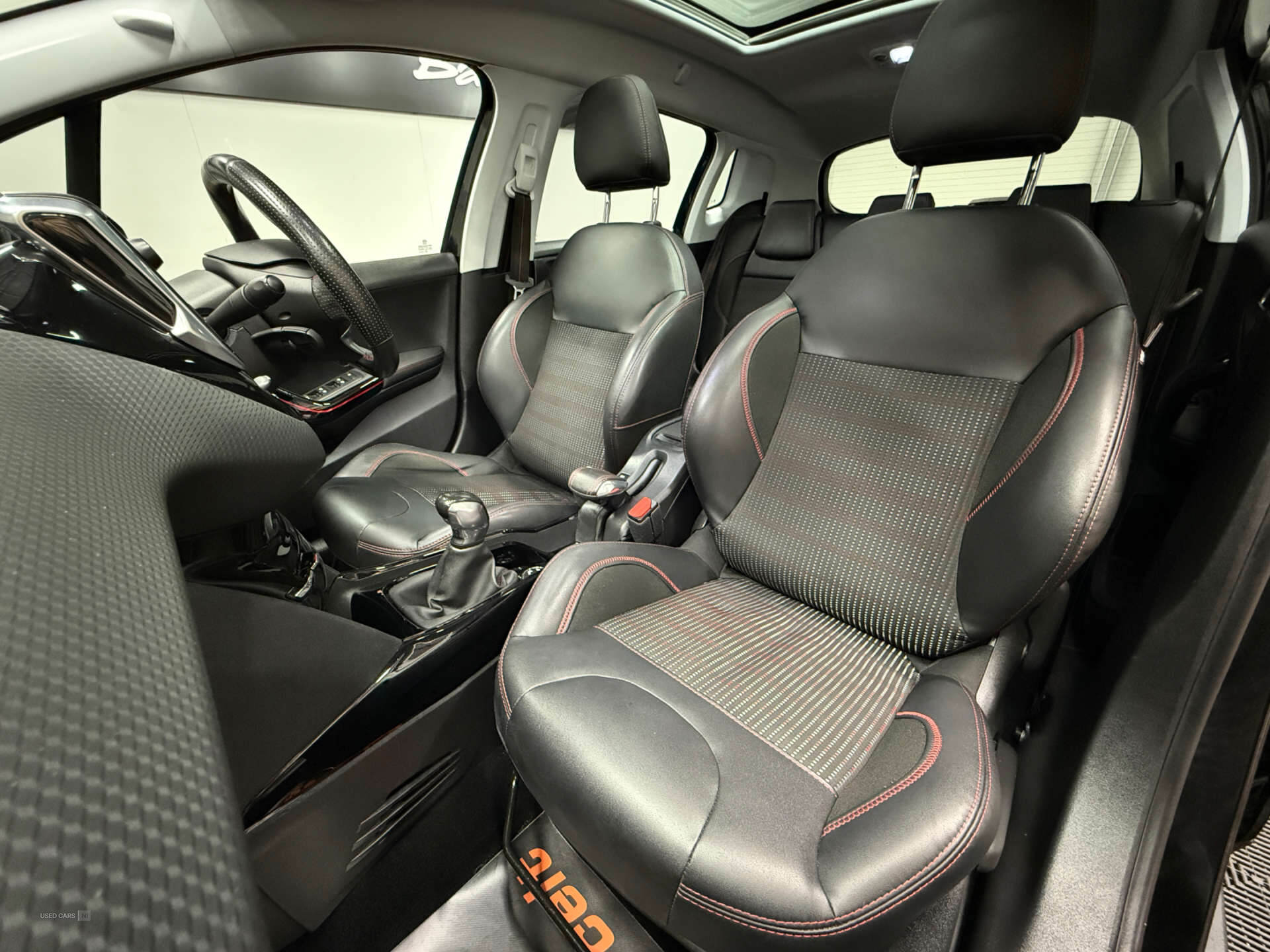 Nov 2016 Peugeot 2008 1.2 PureTech 110 GT Line 5dr