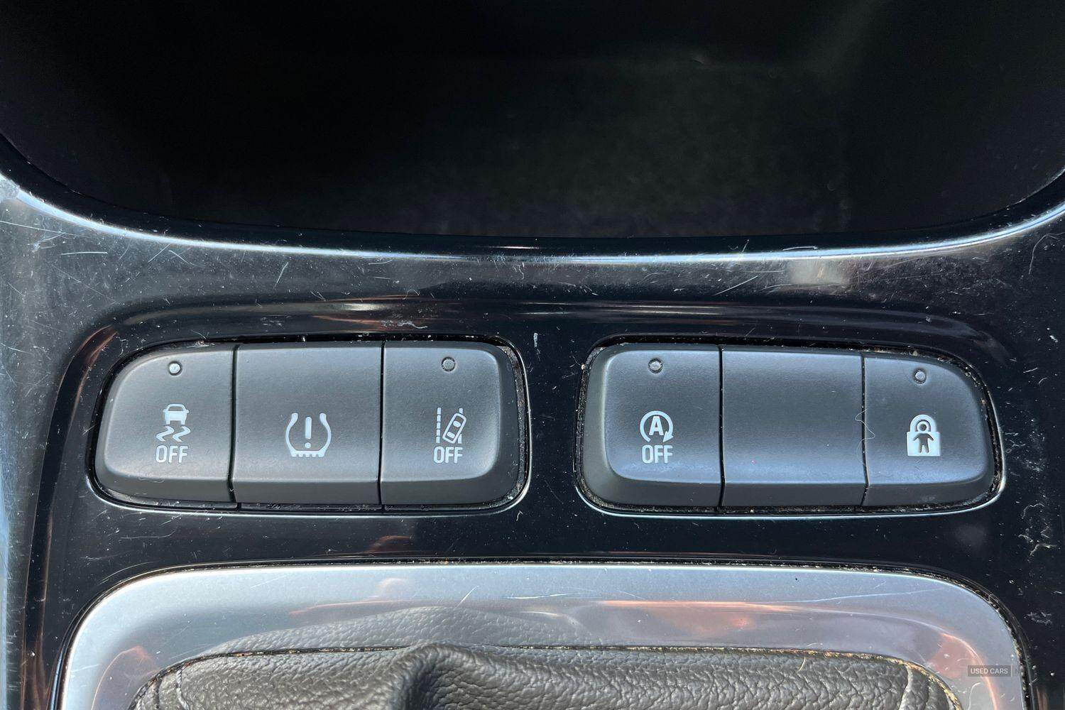 Jun 2020 Vauxhall Crossland X 1.2 [83] Griffin 5dr [Start Stop]
