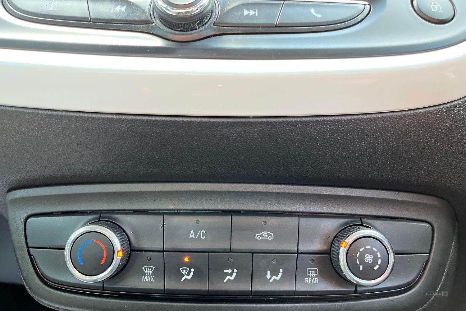 Jun 2020 Vauxhall Crossland X 1.2 [83] Griffin 5dr [Start Stop]