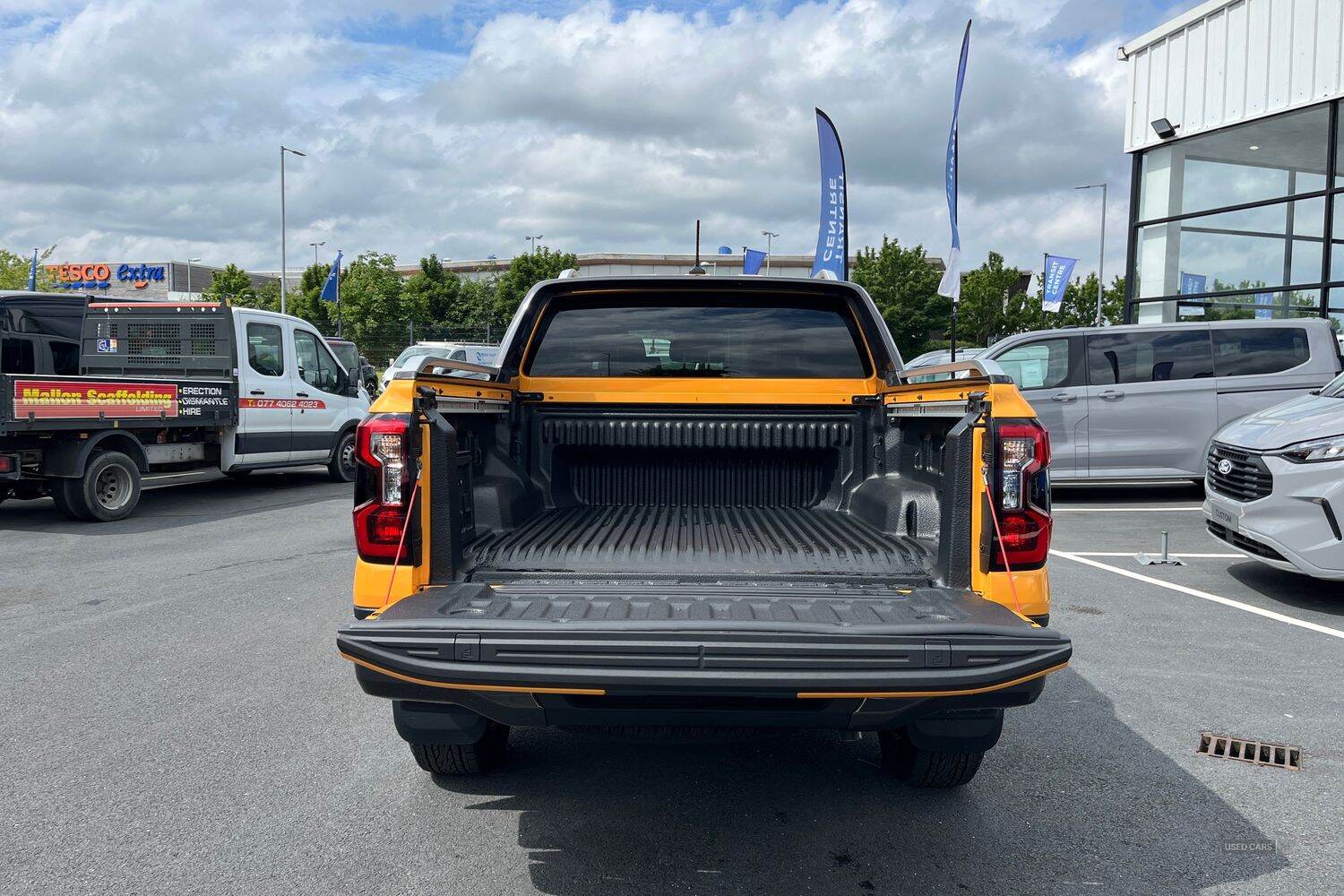 Ford Ranger Wildtrak AUTO 2.3L EcoBoost 281PS PHEV 10 Speed 4x4 Double Cab, CARGO CONVENIENCE PACK WITH PRO POWER ONBOARD, IN STOCK