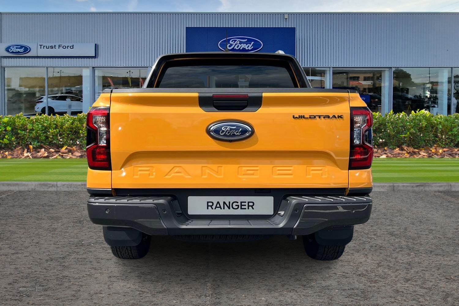 Ford Ranger Wildtrak AUTO 2.3L EcoBoost 281PS PHEV 10 Speed 4x4 Double Cab, CARGO CONVENIENCE PACK WITH PRO POWER ONBOARD, IN STOCK