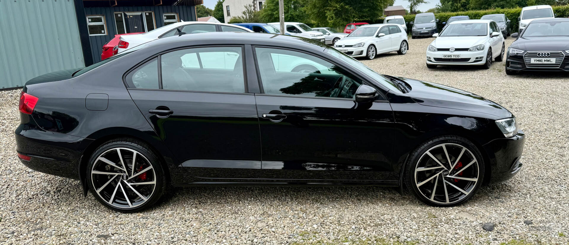 Volkswagen Jetta DIESEL SALOON in Derry / Londonderry