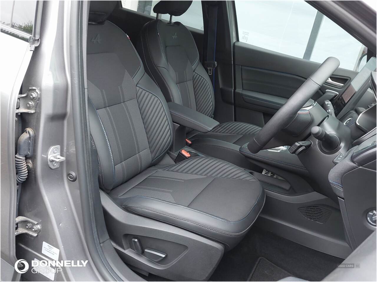 Nov 2024 Renault Symbioz 1.6 E-Tech FHEV 145 Techno Esprit Alpine 5dr Auto