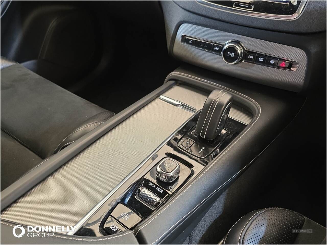 May 2021 Volvo XC90 2.0 T8 Recharge PHEV R DESIGN 5dr AWD Auto