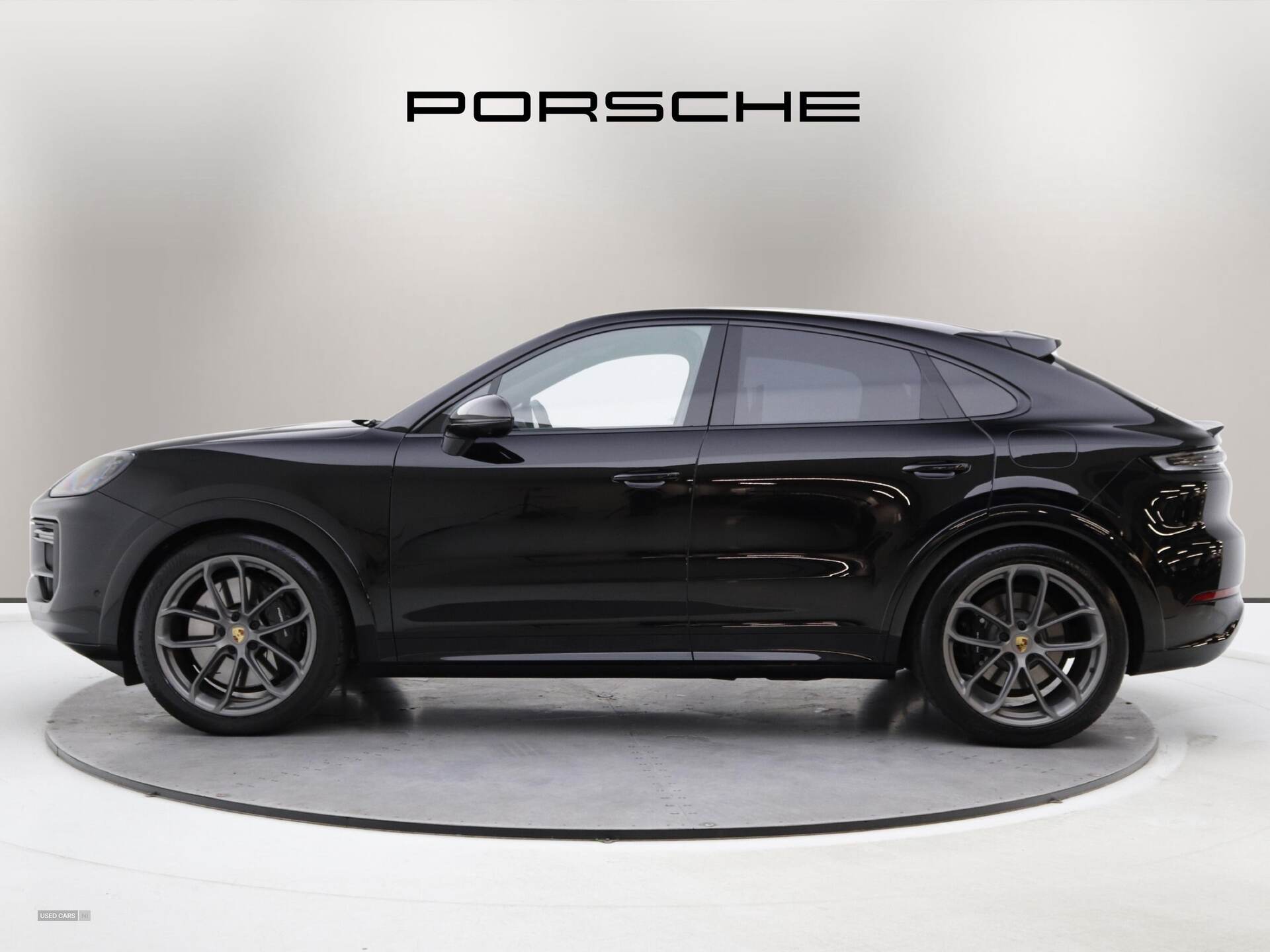  2024 Porsche Cayenne Turbo E-Hybrid 5dr Tiptronic S