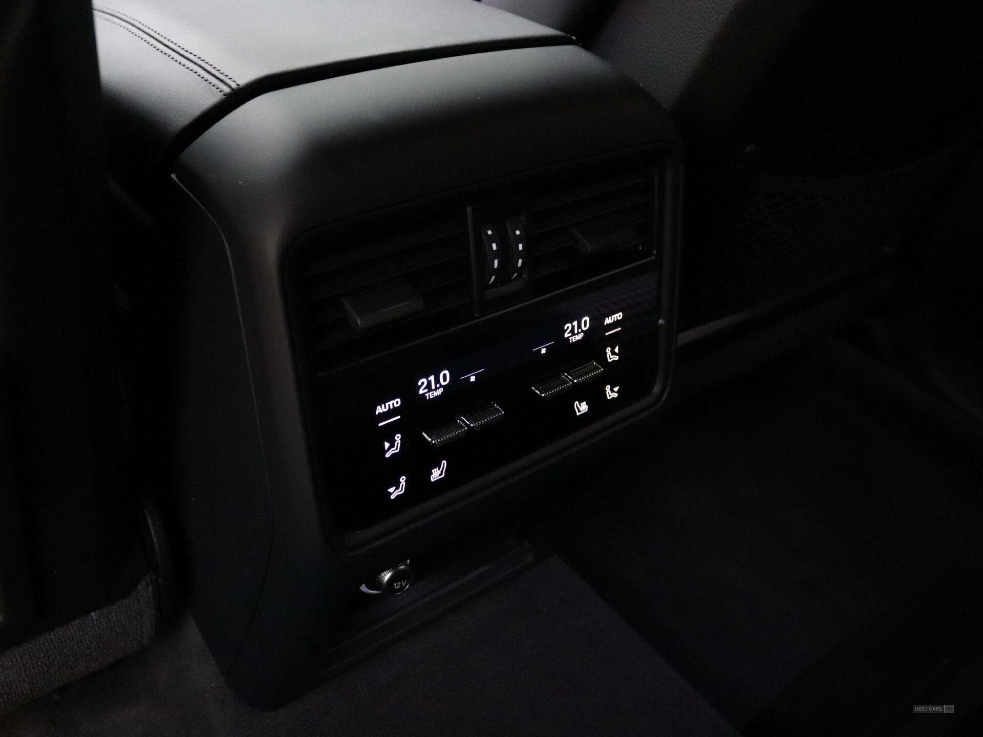  2024 Porsche Cayenne Turbo E-Hybrid 5dr Tiptronic S