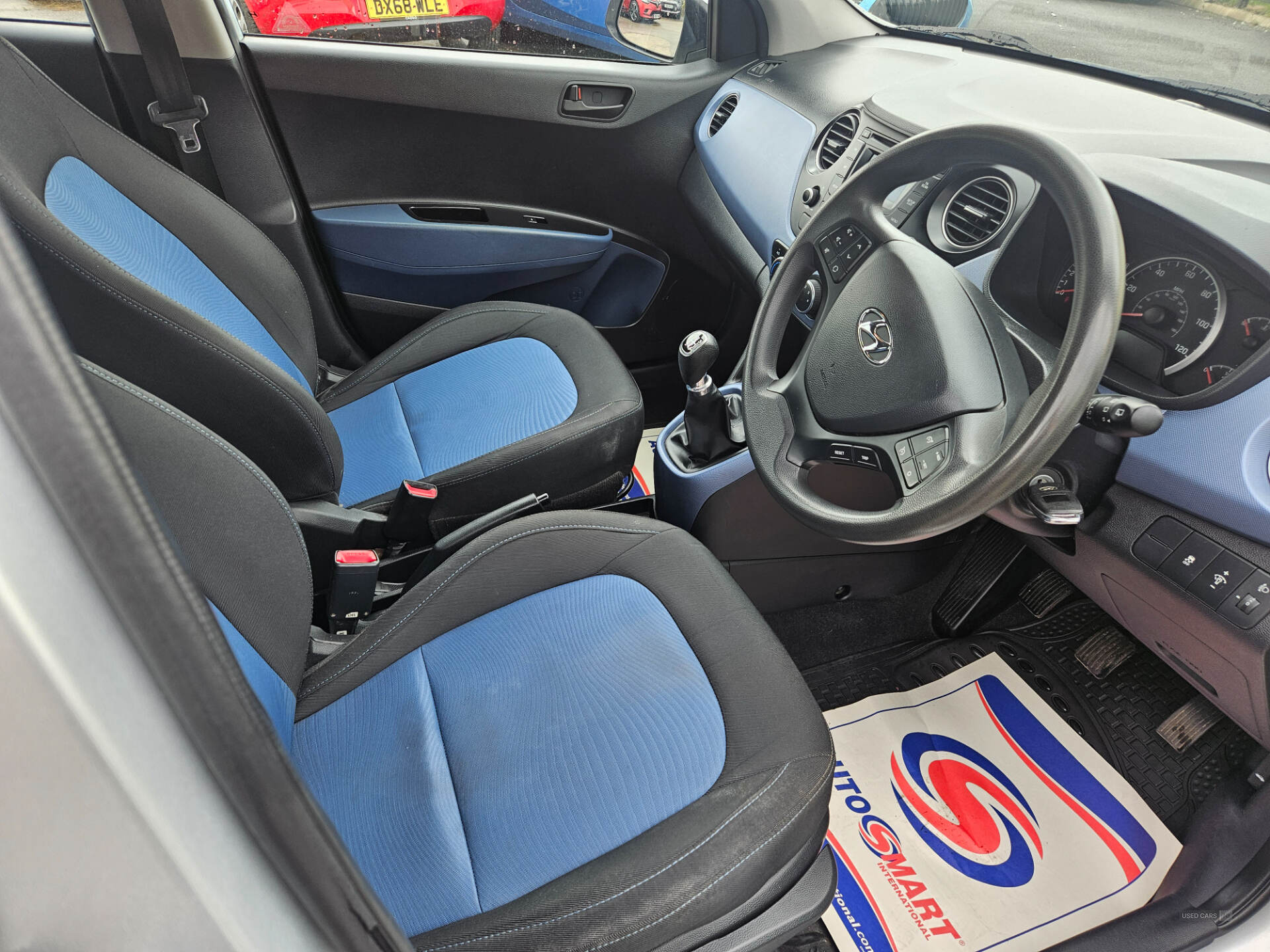 Hyundai i10 HATCHBACK in Derry / Londonderry