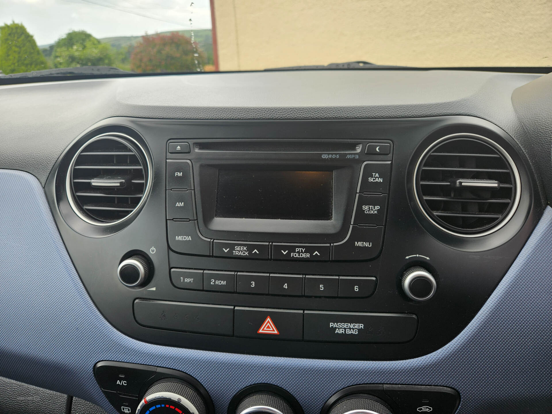 Hyundai i10 HATCHBACK in Derry / Londonderry