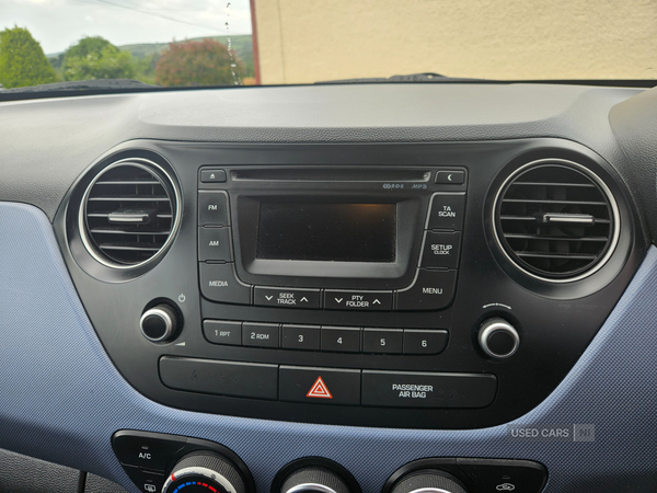 Hyundai i10 HATCHBACK in Derry / Londonderry