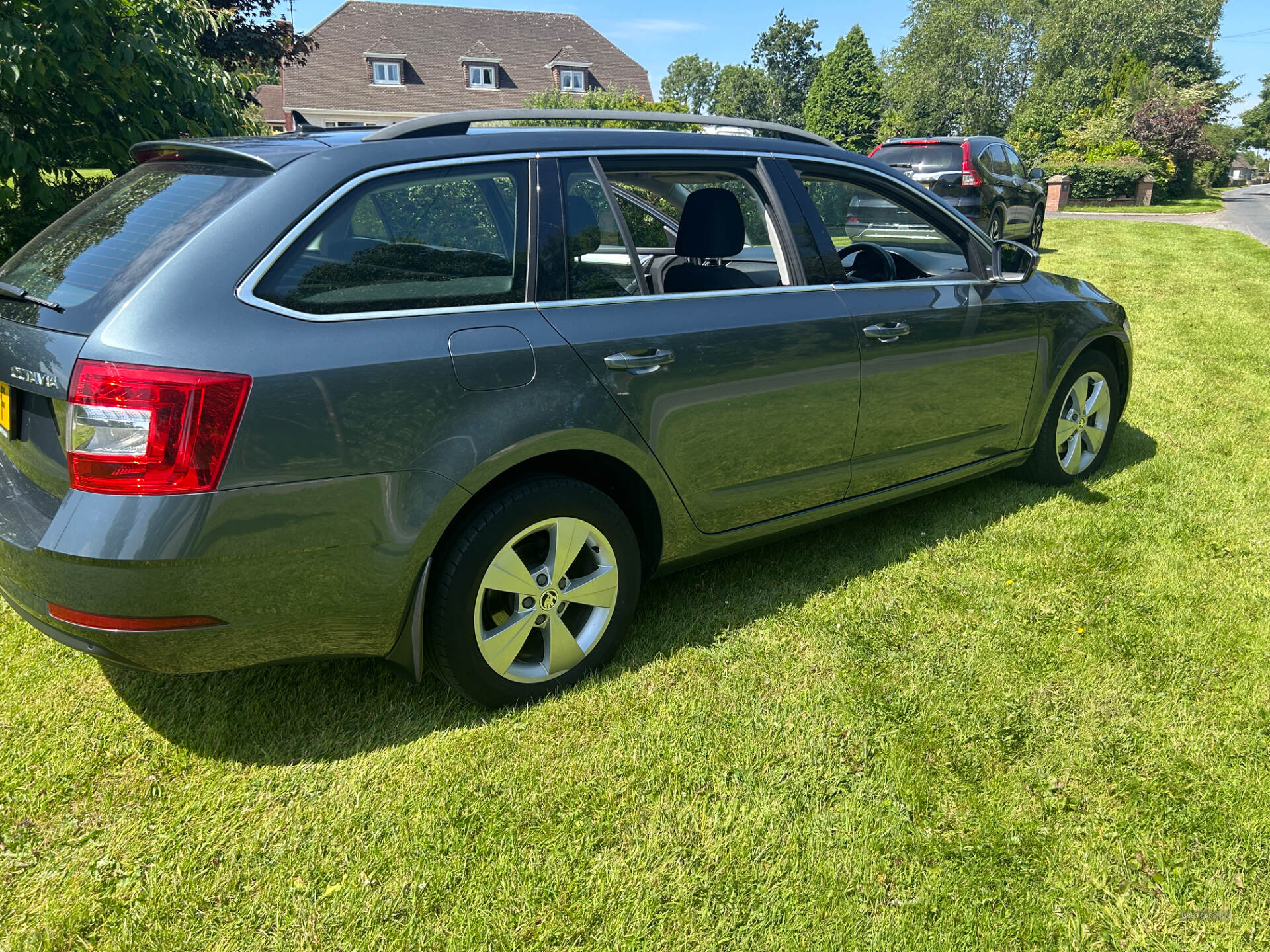 Skoda Octavia DIESEL ESTATE in Armagh