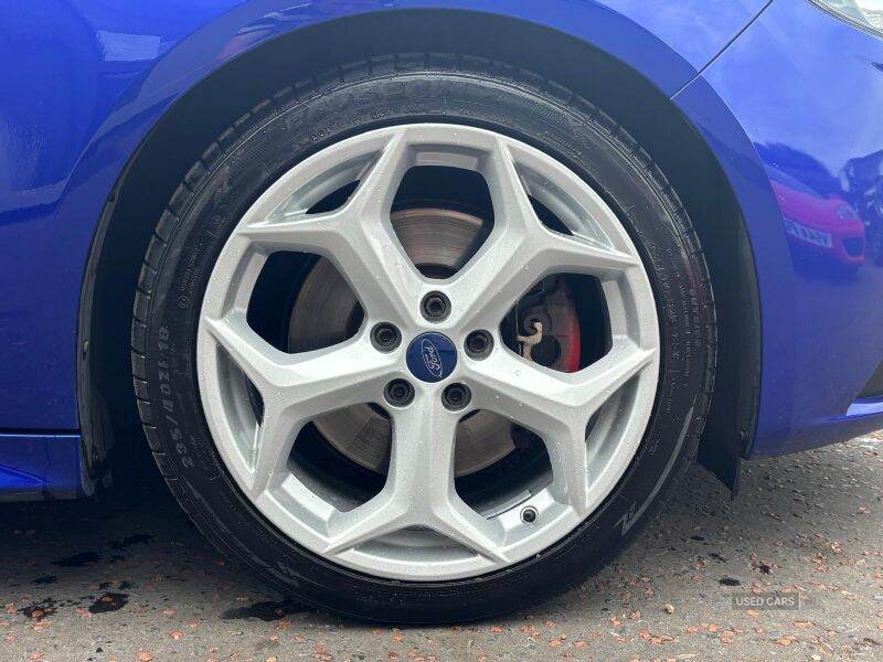 Mar 2014 Ford Focus 2.0T ST-3 5dr