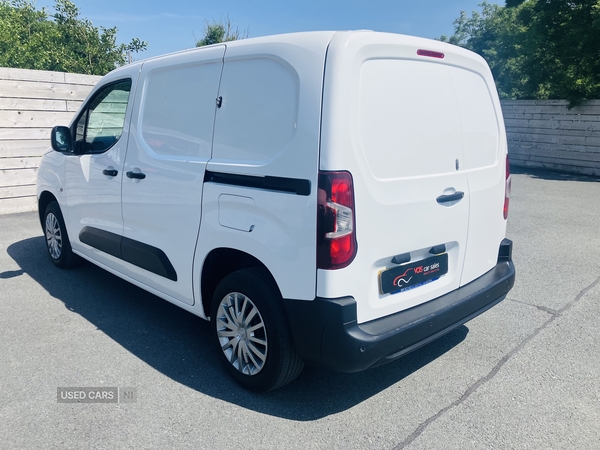 Citroen Berlingo M DIESEL in Down