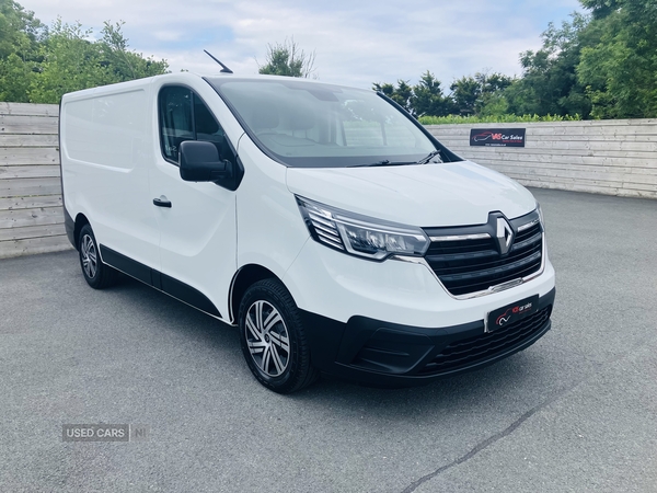 Renault Trafic SWB DIESEL in Down
