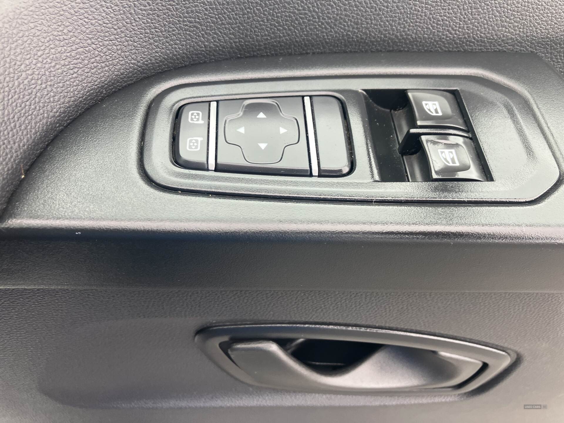 Renault Trafic SWB DIESEL in Down