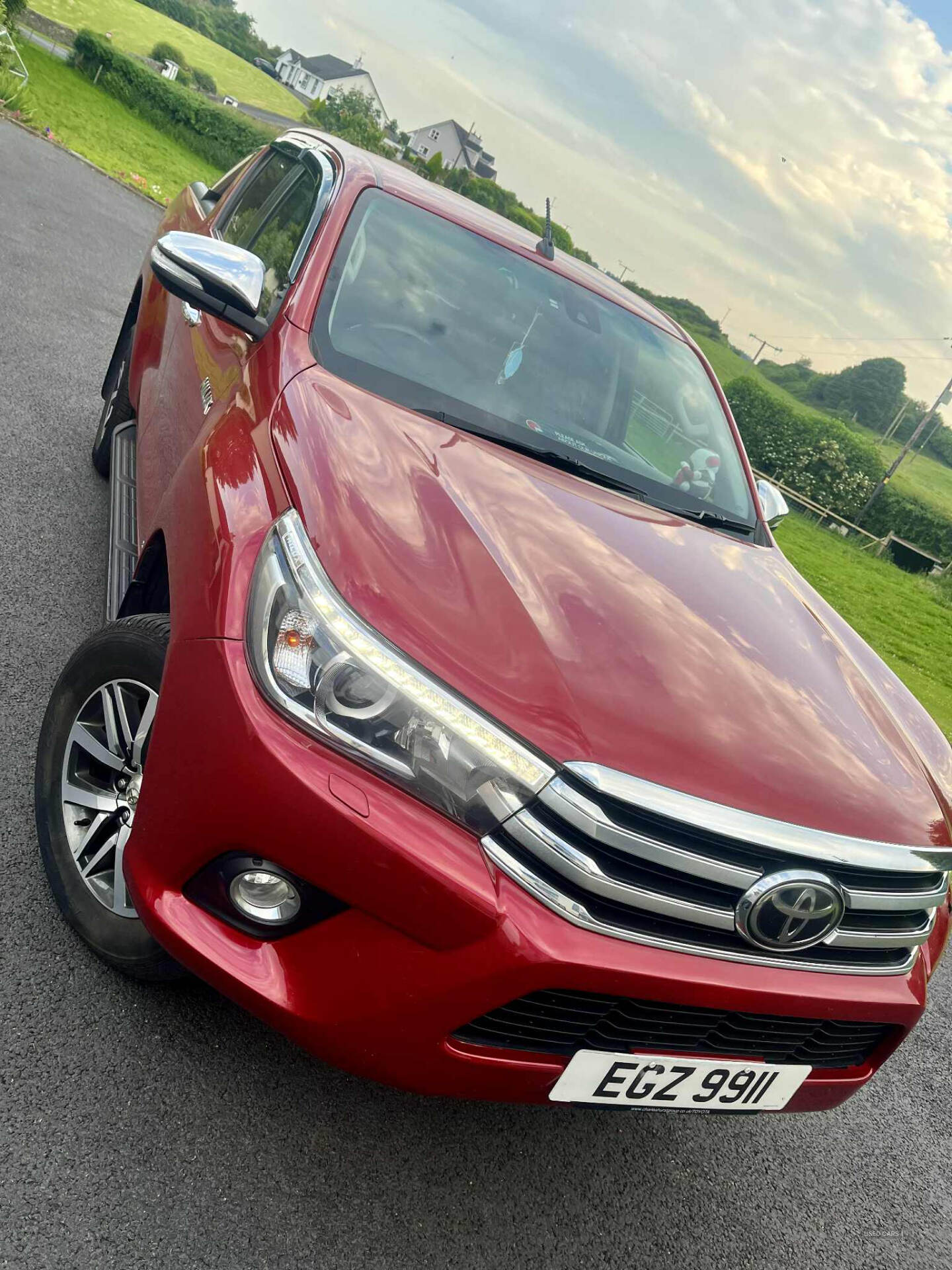 Feb 2017 Toyota Hilux Invincible D/Cab Pick Up 2.4 D-4D Auto