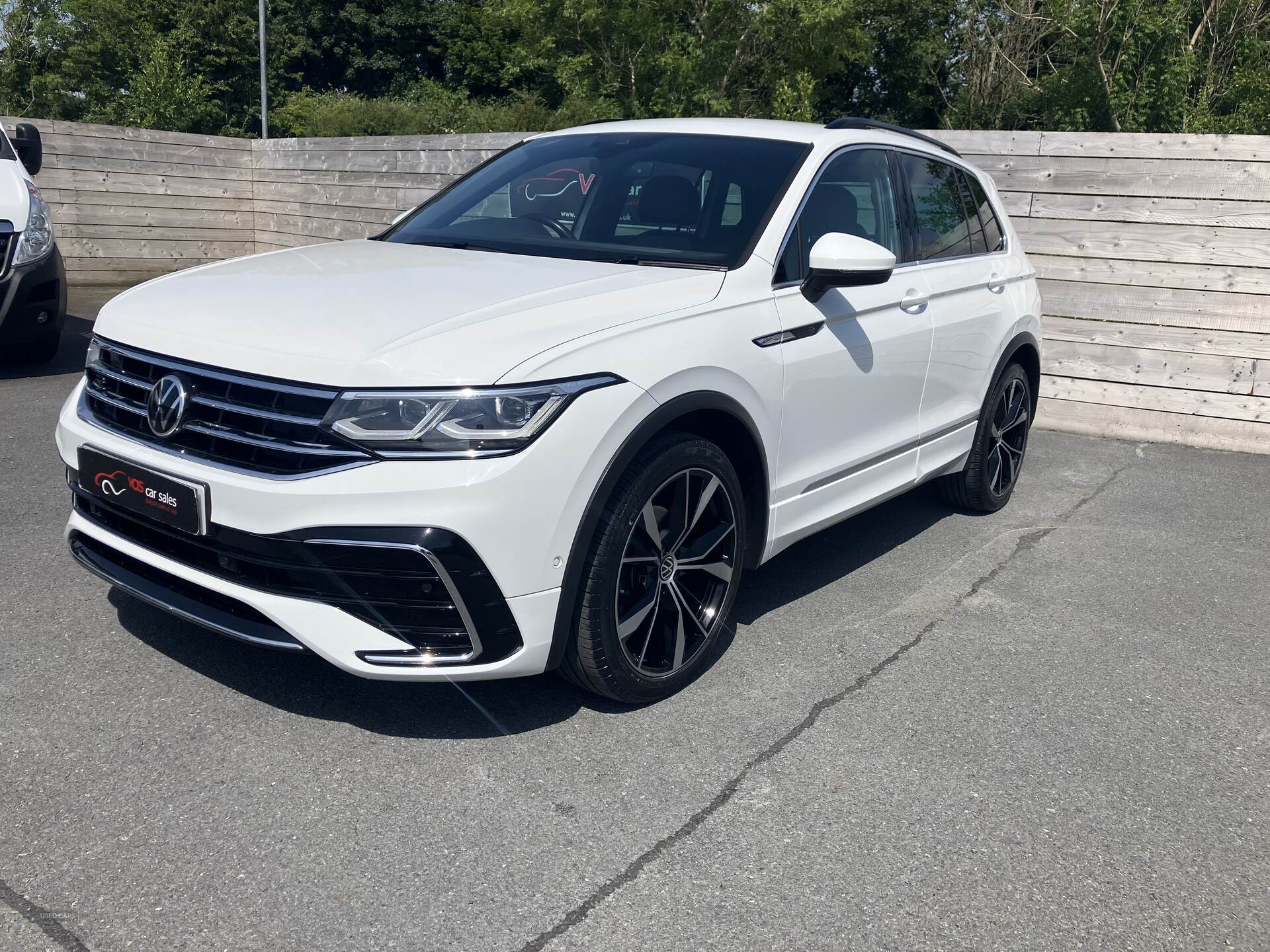 Volkswagen Tiguan ESTATE in Down
