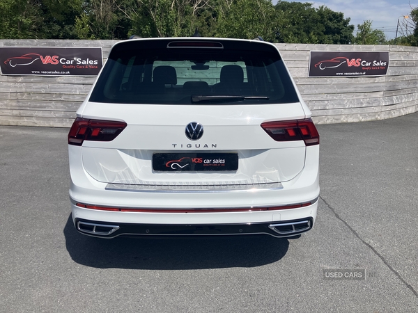 Volkswagen Tiguan ESTATE in Down