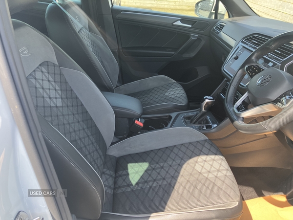Volkswagen Tiguan ESTATE in Down