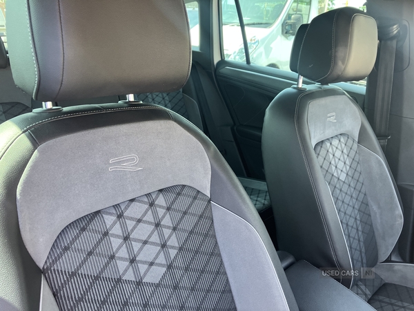 Volkswagen Tiguan ESTATE in Down