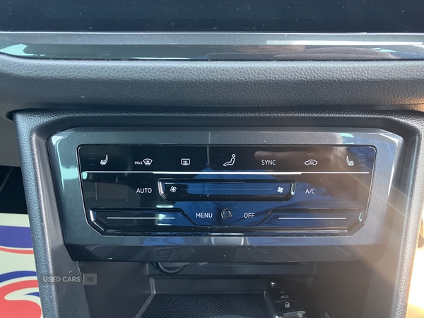 Volkswagen Tiguan ESTATE in Down
