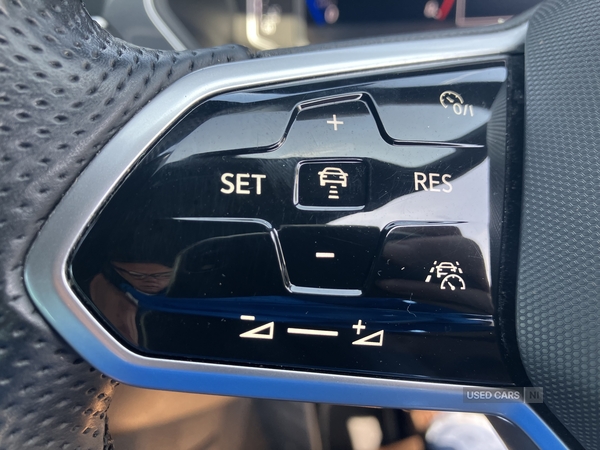 Volkswagen Tiguan ESTATE in Down