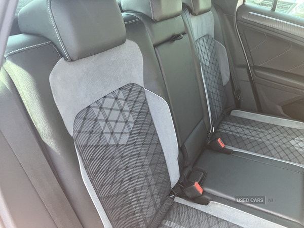 Volkswagen Tiguan ESTATE in Down
