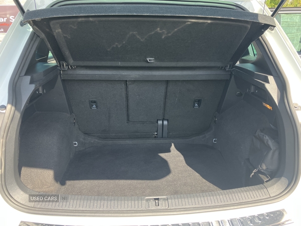 Volkswagen Tiguan ESTATE in Down